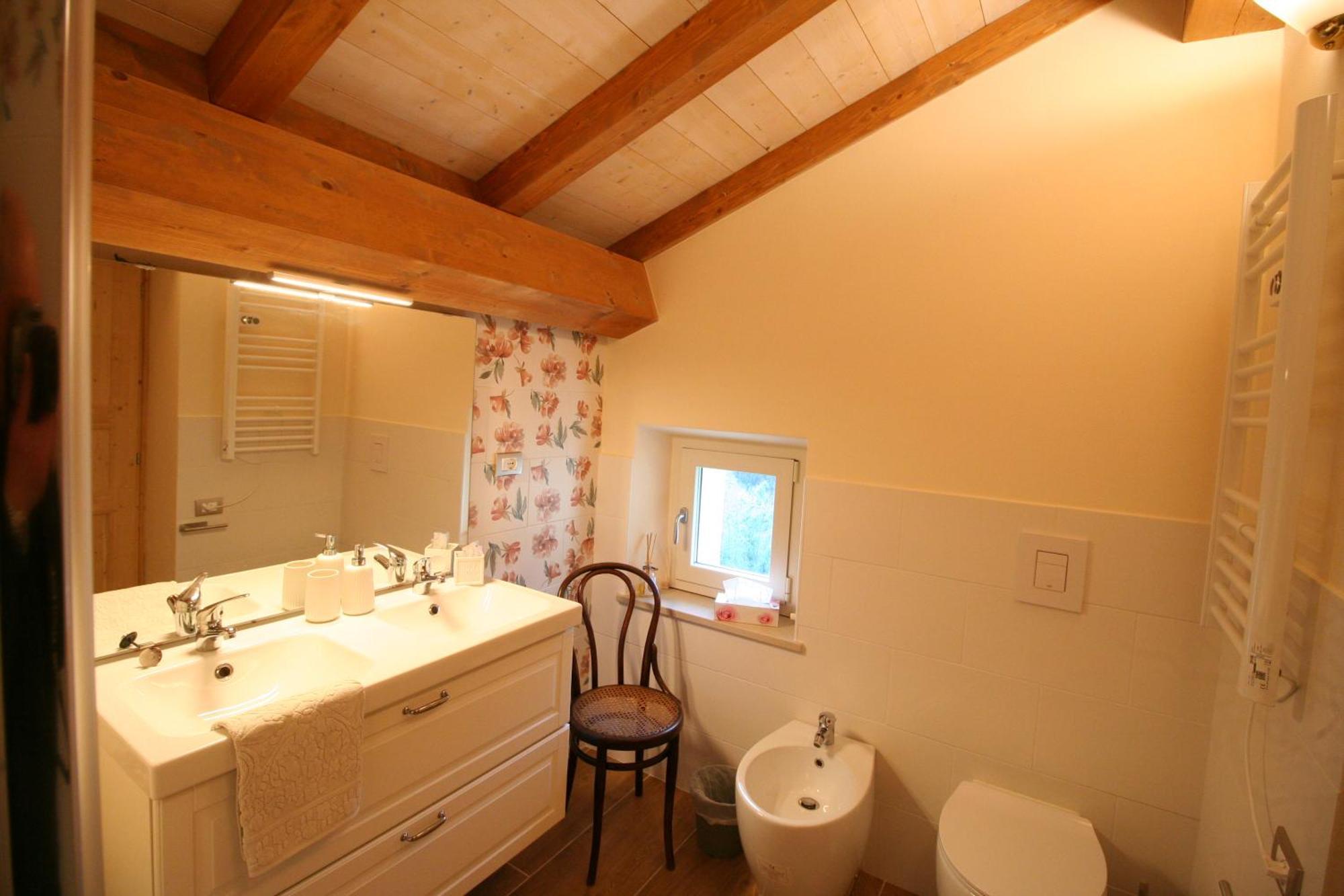 Cantoquinto Bed And Breakfast Фівіццано Екстер'єр фото